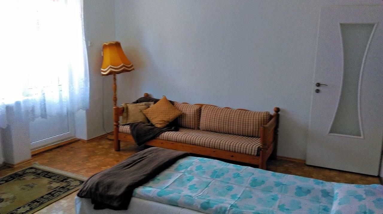 Apartament U Adeli غدينيا المظهر الخارجي الصورة
